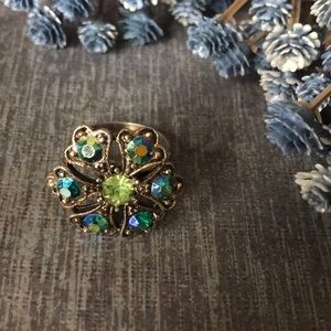 Vintage gem flower ring